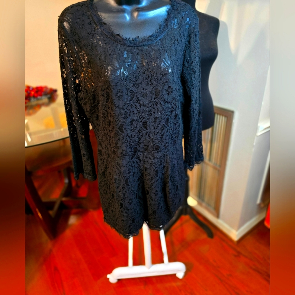 Aryn K, lace romper, sz L